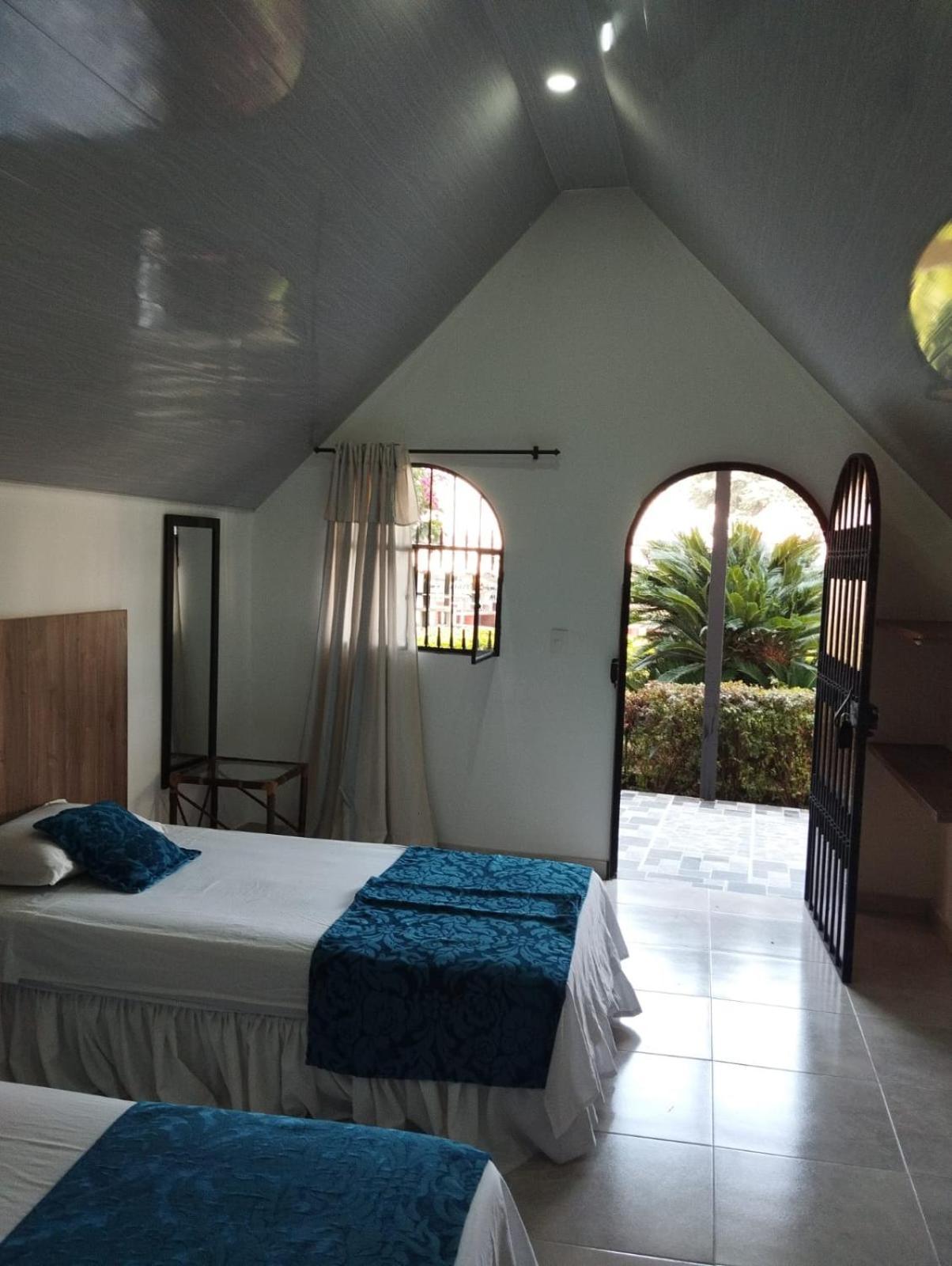 Hotel Las Victorias Palmira Extérieur photo